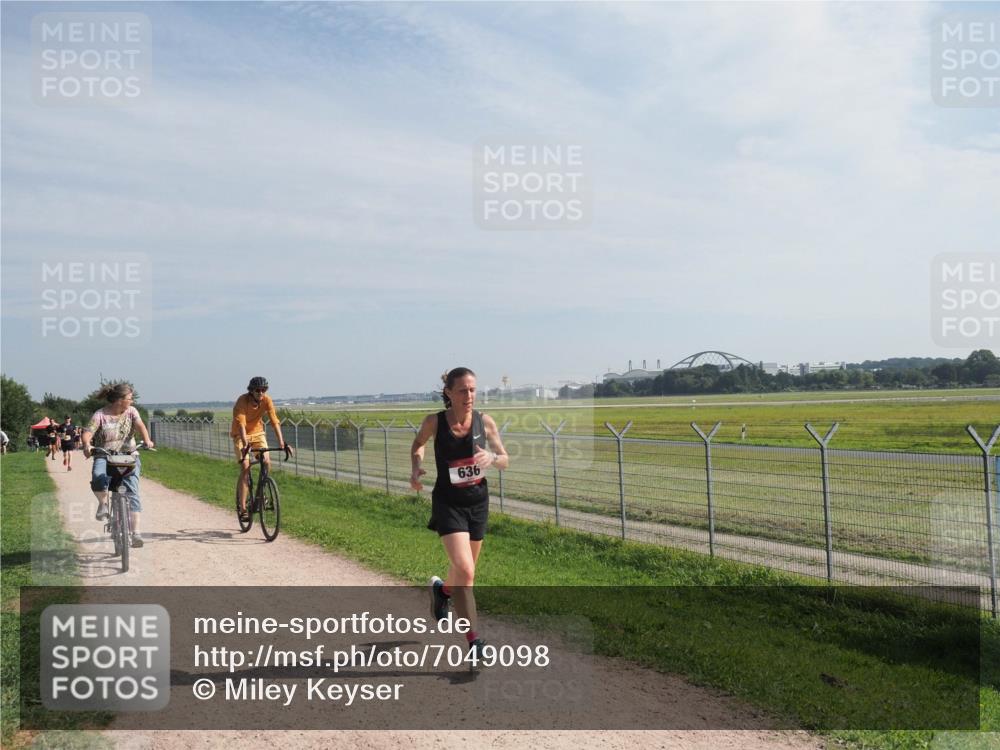 08.09.2024 - Airport Race Miley Keyser http://msf.ph/oto/7049098 08.09.2024 12:11:27 Laufen 636 meine-sportfotos.de