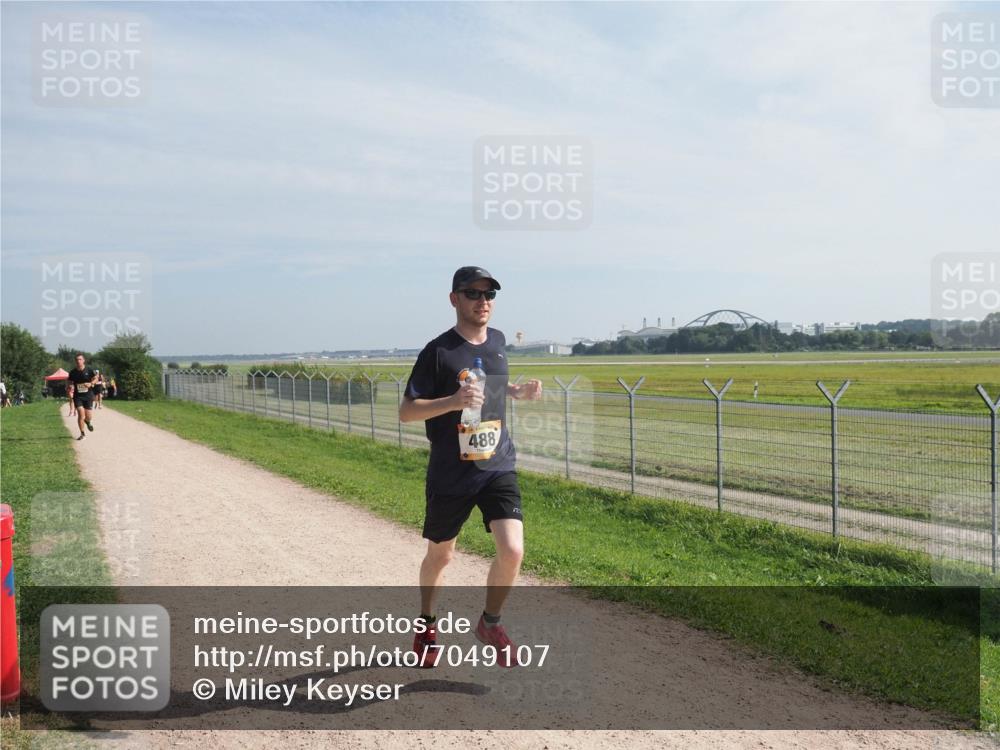 08.09.2024 - Airport Race Miley Keyser http://msf.ph/oto/7049107 08.09.2024 12:11:36 Laufen 488 meine-sportfotos.de