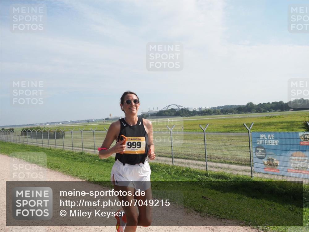 08.09.2024 - Airport Race Miley Keyser http://msf.ph/oto/7049215 08.09.2024 12:12:20 Laufen 999 meine-sportfotos.de