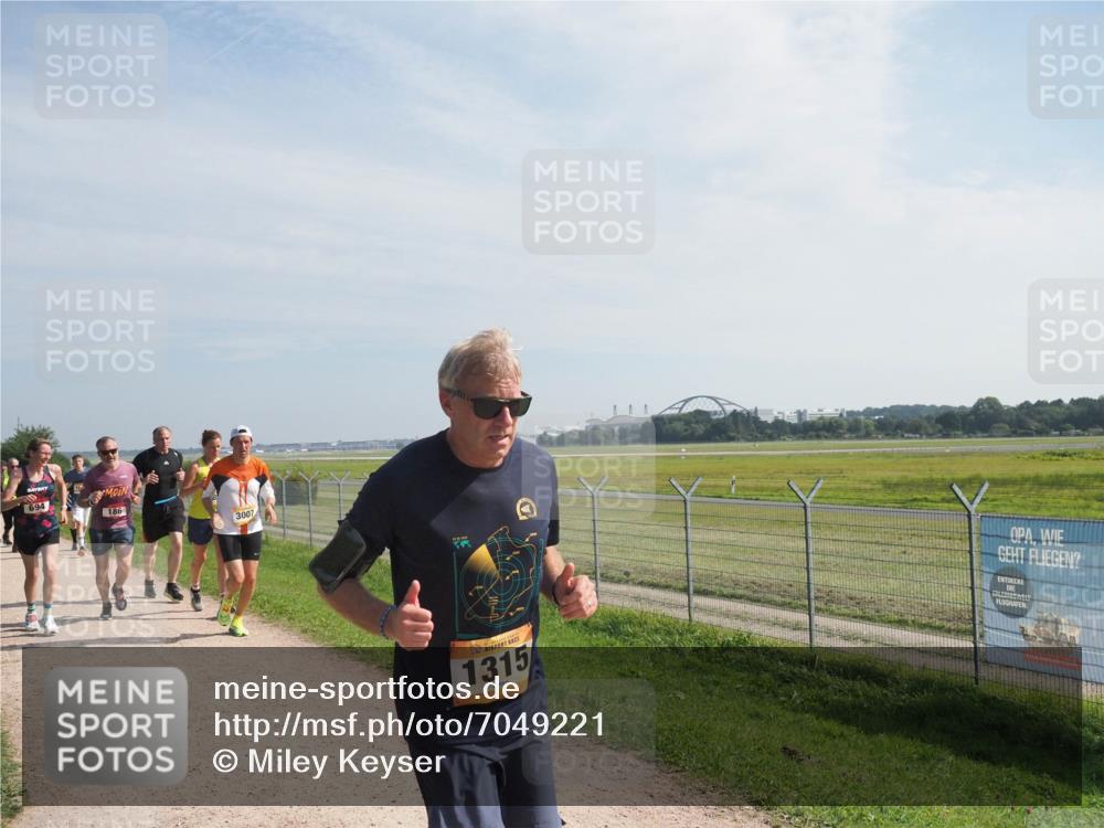 08.09.2024 - Airport Race Miley Keyser http://msf.ph/oto/7049221 08.09.2024 12:12:26 Laufen 694, 186, 3007, 1315 meine-sportfotos.de