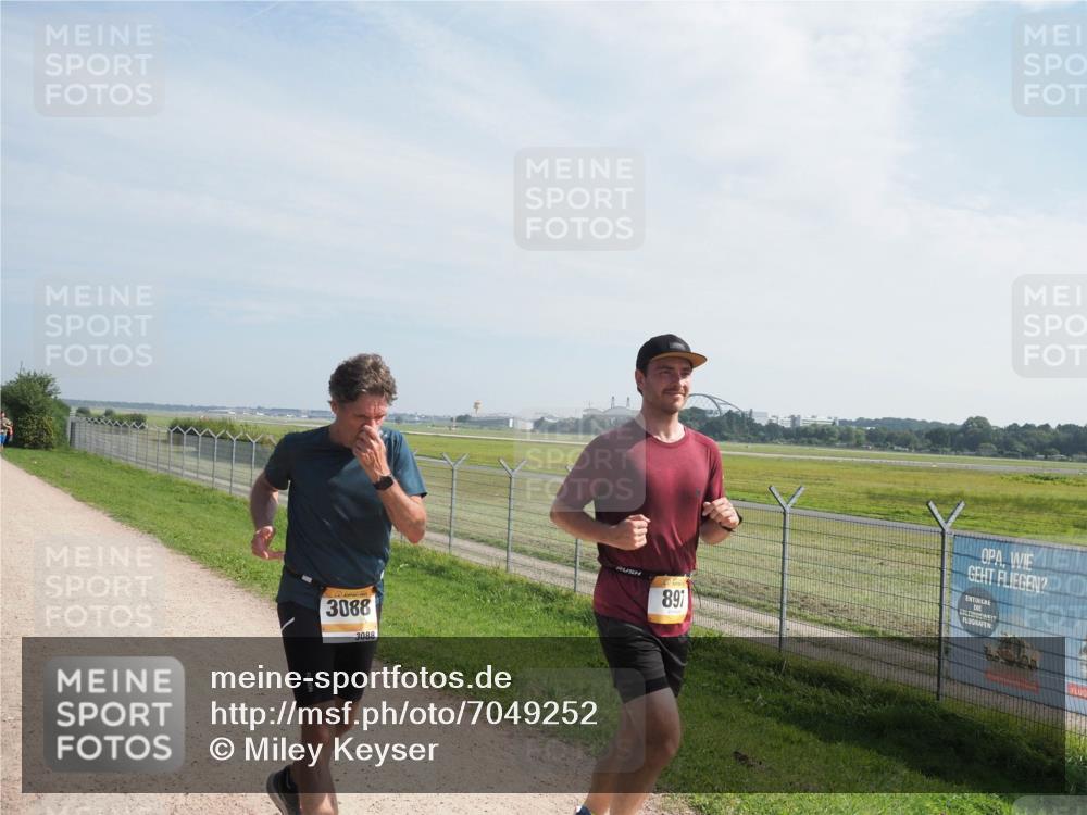 08.09.2024 - Airport Race Miley Keyser http://msf.ph/oto/7049252 08.09.2024 12:12:34 Laufen 3088, 3088, 897 meine-sportfotos.de