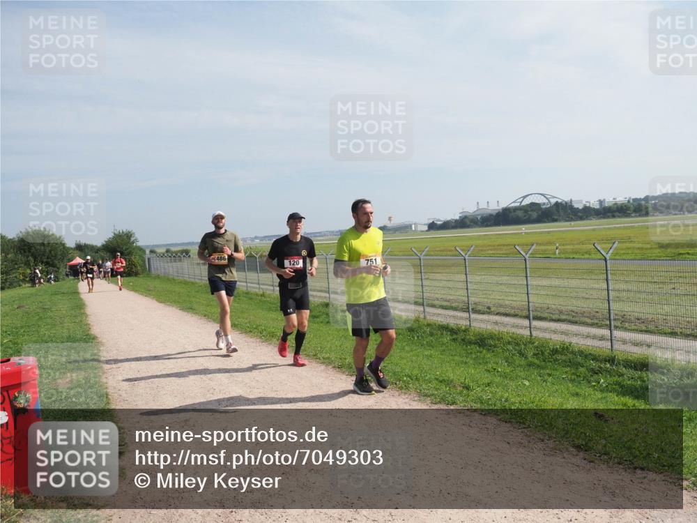 08.09.2024 - Airport Race Miley Keyser http://msf.ph/oto/7049303 08.09.2024 12:12:50 Laufen 486, 120, 751 meine-sportfotos.de