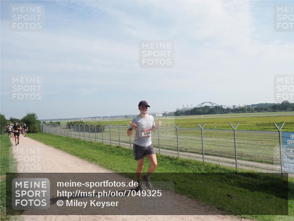 08.09.2024 - Airport Race Miley Keyser http://msf.ph/oto/7049325 08.09.2024 12:13:05 Laufen 590 meine-sportfotos.de