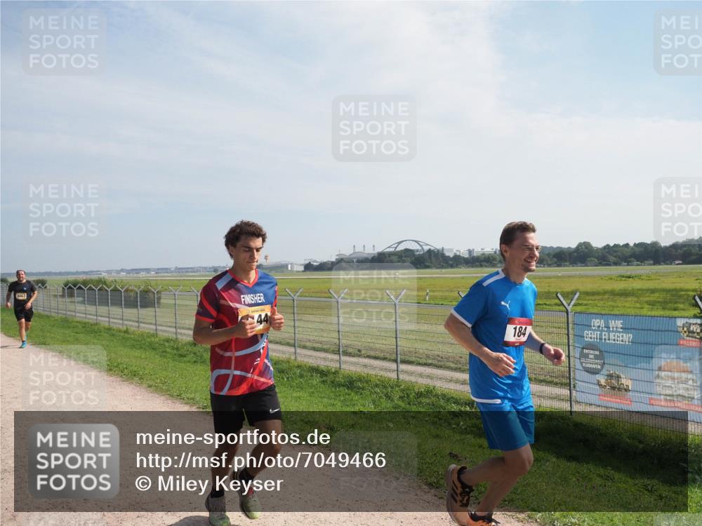 08.09.2024 - Airport Race Miley Keyser http://msf.ph/oto/7049466 08.09.2024 12:13:57 Laufen 3063, 44, 184 meine-sportfotos.de