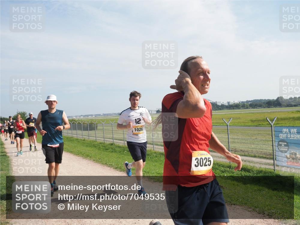 08.09.2024 - Airport Race Miley Keyser http://msf.ph/oto/7049535 08.09.2024 12:14:23 Laufen 12, 1026, 3025 meine-sportfotos.de