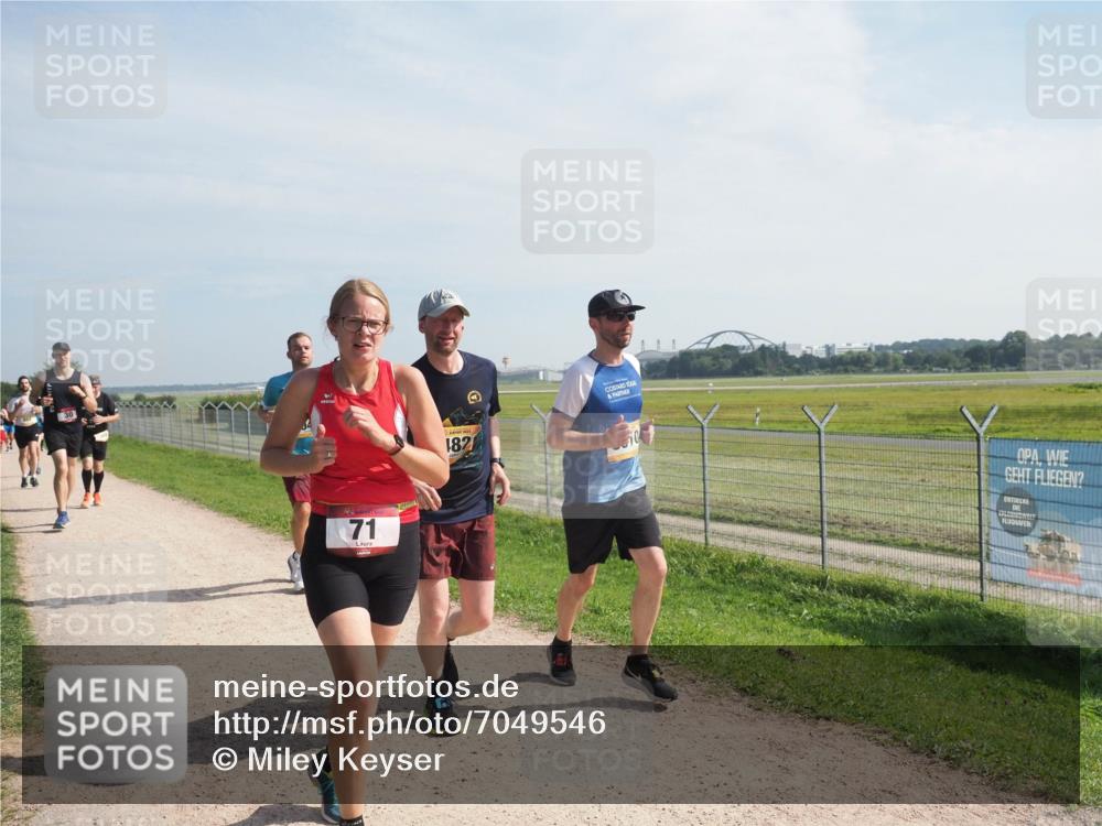 08.09.2024 - Airport Race Miley Keyser http://msf.ph/oto/7049546 08.09.2024 12:14:26 Laufen 71, 182, 10 meine-sportfotos.de
