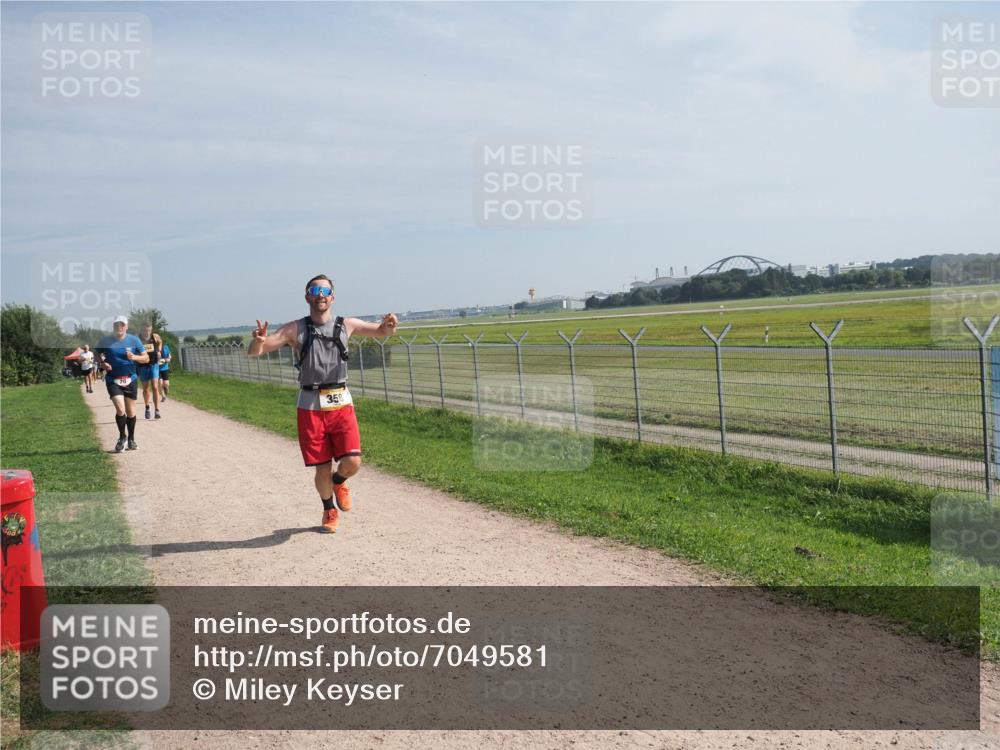08.09.2024 - Airport Race Miley Keyser http://msf.ph/oto/7049581 08.09.2024 12:14:35 Laufen 70, 358 meine-sportfotos.de