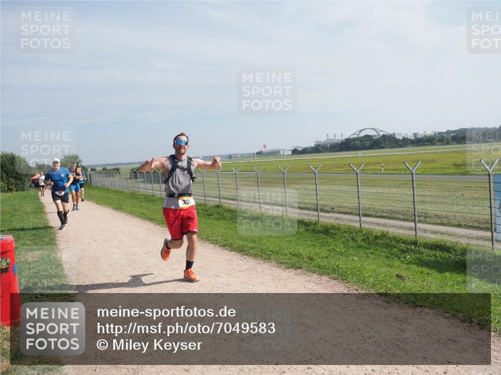 08.09.2024 - Airport Race Miley Keyser http://msf.ph/oto/7049583 08.09.2024 12:14:36 Laufen 358 meine-sportfotos.de