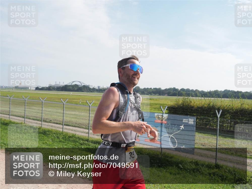 08.09.2024 - Airport Race Miley Keyser http://msf.ph/oto/7049591 08.09.2024 12:14:37 Laufen 35 meine-sportfotos.de