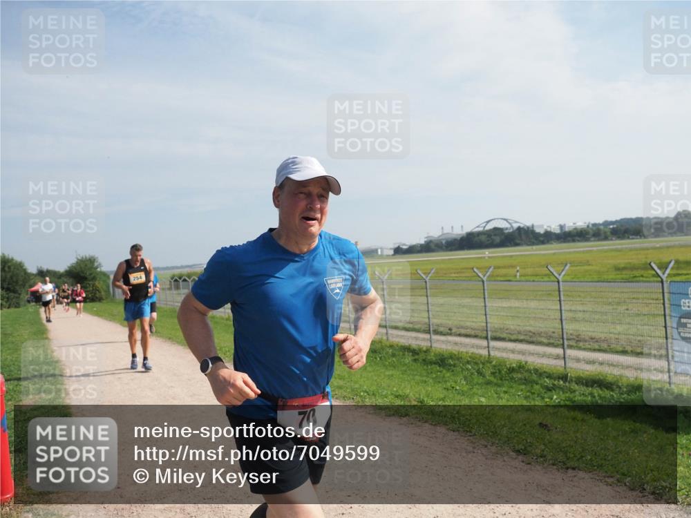 08.09.2024 - Airport Race Miley Keyser http://msf.ph/oto/7049599 08.09.2024 12:14:39 Laufen 254, 70 meine-sportfotos.de