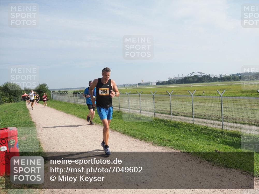 08.09.2024 - Airport Race Miley Keyser http://msf.ph/oto/7049602 08.09.2024 12:14:41 Laufen 254 meine-sportfotos.de