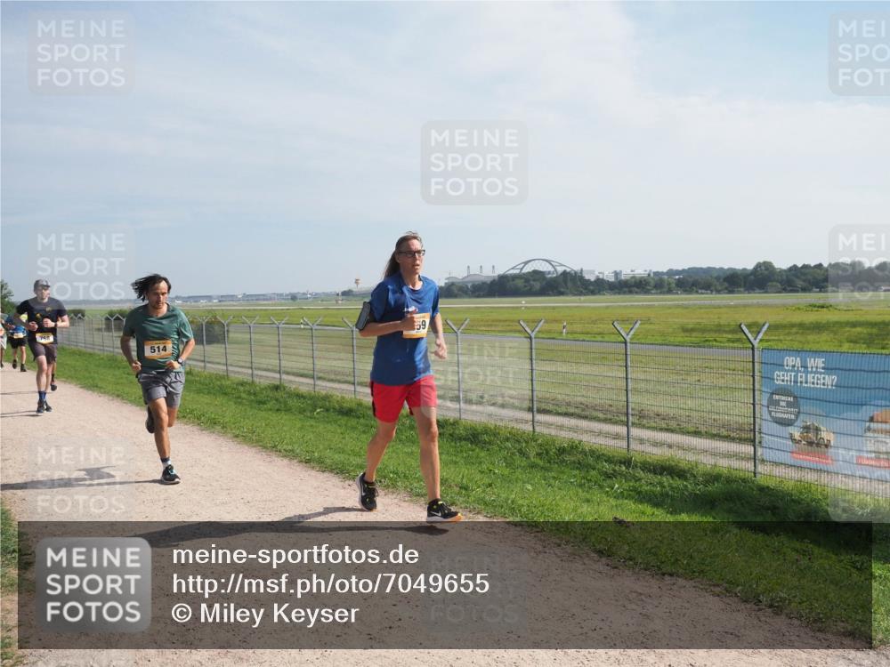 08.09.2024 - Airport Race Miley Keyser http://msf.ph/oto/7049655 08.09.2024 12:14:57 Laufen 768, 59, 514 meine-sportfotos.de