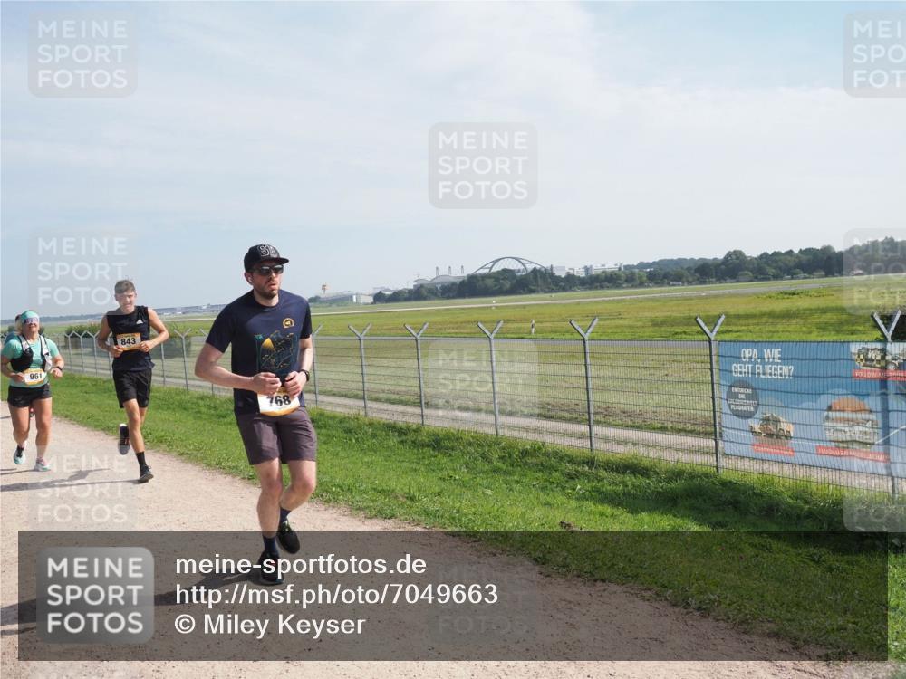 08.09.2024 - Airport Race Miley Keyser http://msf.ph/oto/7049663 08.09.2024 12:15:00 Laufen 961, 843, 768 meine-sportfotos.de