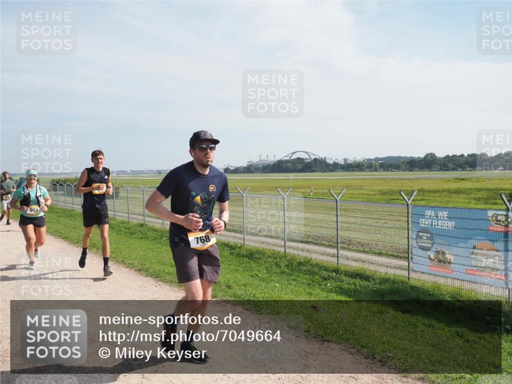 08.09.2024 - Airport Race Miley Keyser http://msf.ph/oto/7049664 08.09.2024 12:15:01 Laufen 961, 768 meine-sportfotos.de