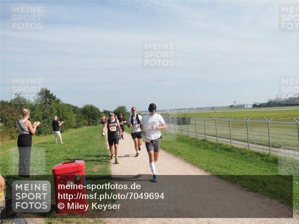 08.09.2024 - Airport Race Miley Keyser http://msf.ph/oto/7049694 08.09.2024 12:15:09 Laufen 419, 120 meine-sportfotos.de