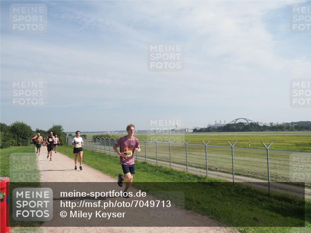 08.09.2024 - Airport Race Miley Keyser http://msf.ph/oto/7049713 08.09.2024 12:15:16 Laufen 59 meine-sportfotos.de