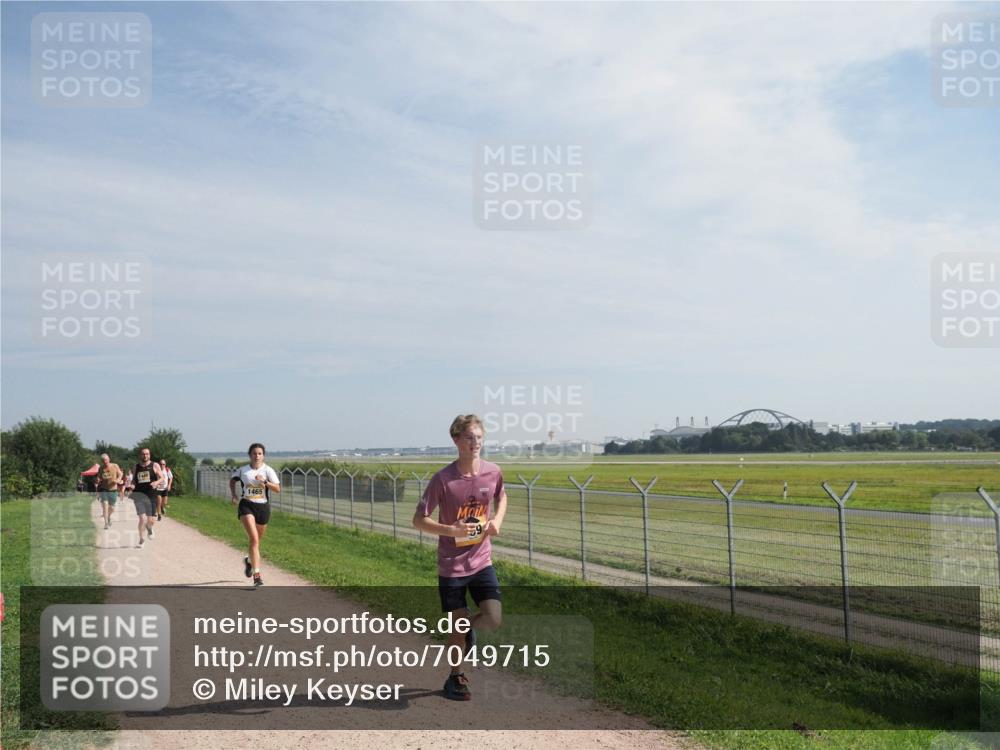 08.09.2024 - Airport Race Miley Keyser http://msf.ph/oto/7049715 08.09.2024 12:15:17 Laufen 1465, 59 meine-sportfotos.de