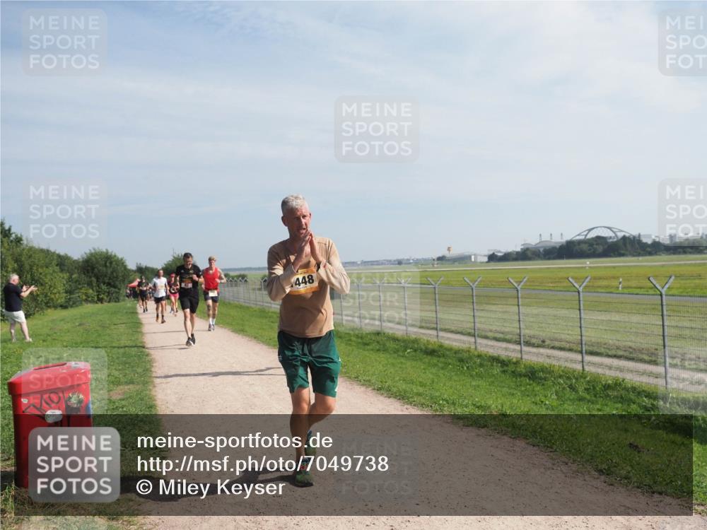 08.09.2024 - Airport Race Miley Keyser http://msf.ph/oto/7049738 08.09.2024 12:15:24 Laufen 448 meine-sportfotos.de