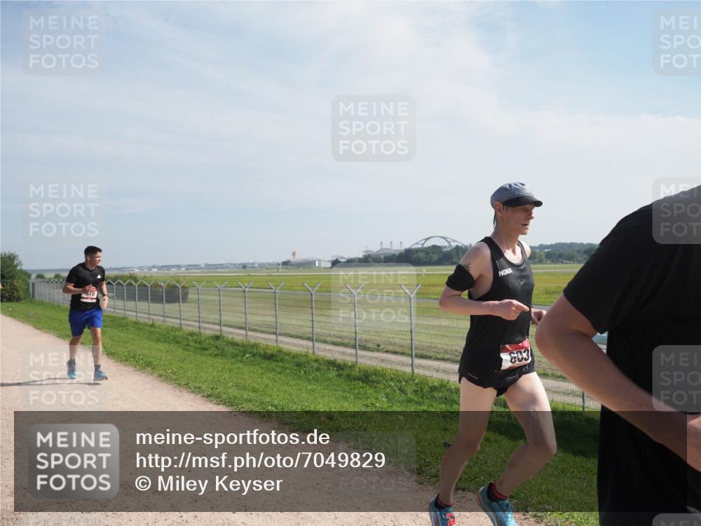 08.09.2024 - Airport Race Miley Keyser http://msf.ph/oto/7049829 08.09.2024 12:15:53 Laufen 20, 603 meine-sportfotos.de