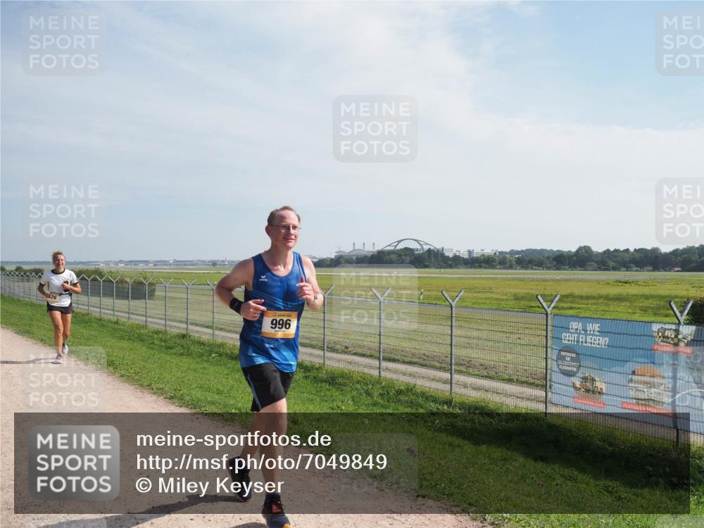 08.09.2024 - Airport Race Miley Keyser http://msf.ph/oto/7049849 08.09.2024 12:16:02 Laufen 996 meine-sportfotos.de