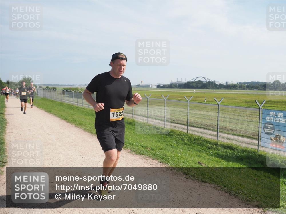 08.09.2024 - Airport Race Miley Keyser http://msf.ph/oto/7049880 08.09.2024 12:16:16 Laufen 531, 1522 meine-sportfotos.de
