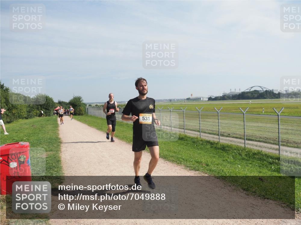 08.09.2024 - Airport Race Miley Keyser http://msf.ph/oto/7049888 08.09.2024 12:16:20 Laufen 242, 531 meine-sportfotos.de