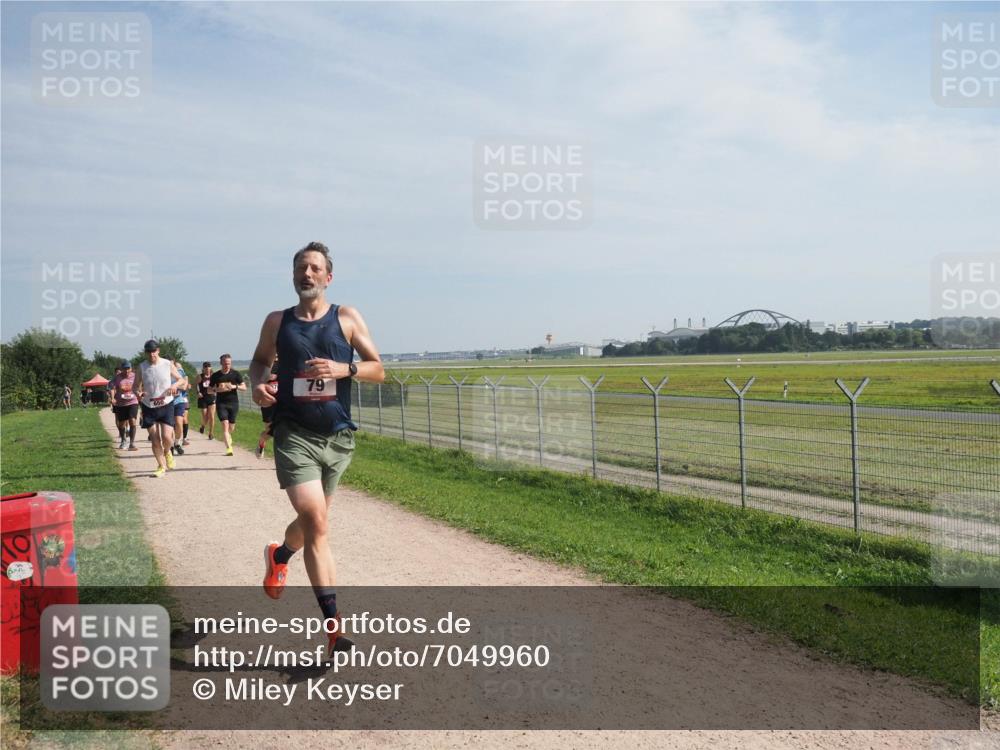 08.09.2024 - Airport Race Miley Keyser http://msf.ph/oto/7049960 08.09.2024 12:16:59 Laufen 79 meine-sportfotos.de