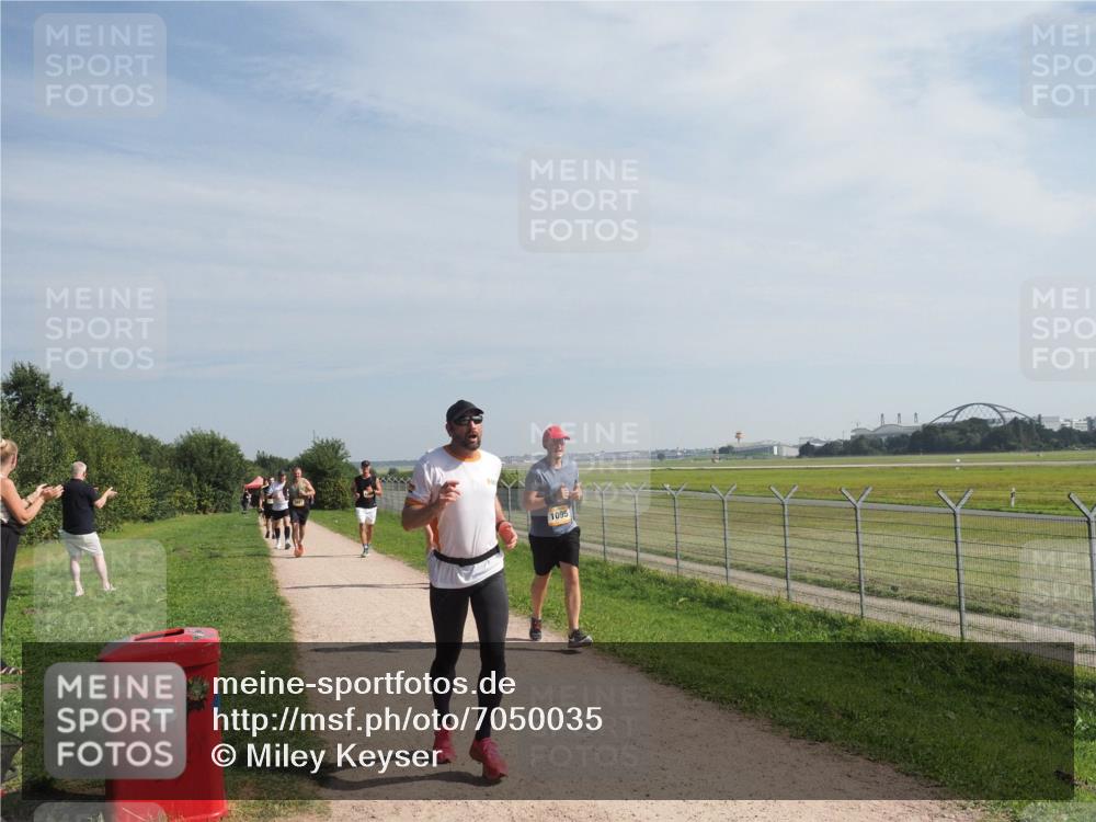 08.09.2024 - Airport Race Miley Keyser http://msf.ph/oto/7050035 08.09.2024 12:17:31 Laufen 1095 meine-sportfotos.de