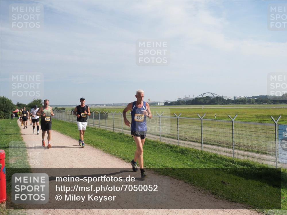 08.09.2024 - Airport Race Miley Keyser http://msf.ph/oto/7050052 08.09.2024 12:17:34 Laufen 3021, 1305, 522 meine-sportfotos.de