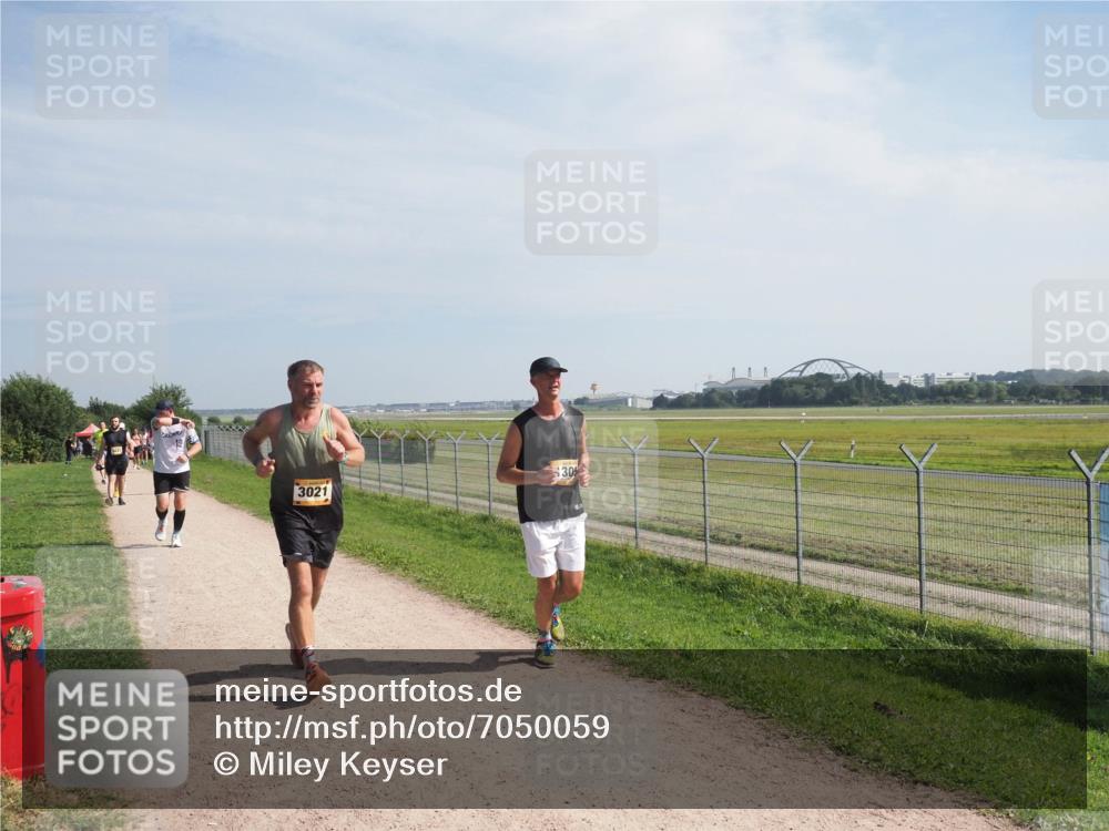 08.09.2024 - Airport Race Miley Keyser http://msf.ph/oto/7050059 08.09.2024 12:17:36 Laufen 30, 3021 meine-sportfotos.de