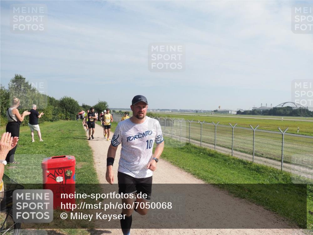 08.09.2024 - Airport Race Miley Keyser http://msf.ph/oto/7050068 08.09.2024 12:17:39 Laufen 10 meine-sportfotos.de