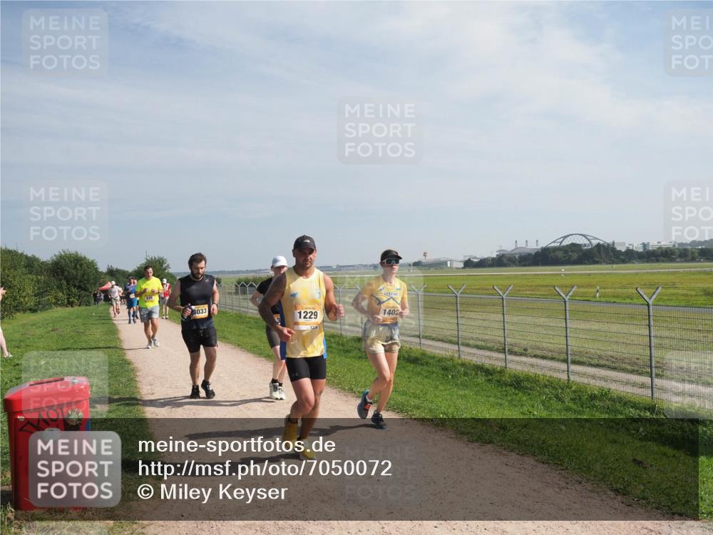 08.09.2024 - Airport Race Miley Keyser http://msf.ph/oto/7050072 08.09.2024 12:17:43 Laufen 3033, 1229, 1229, 1402 meine-sportfotos.de