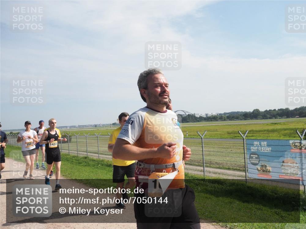 08.09.2024 - Airport Race Miley Keyser http://msf.ph/oto/7050144 08.09.2024 12:18:06 Laufen 252, 15, 1422, 1 meine-sportfotos.de