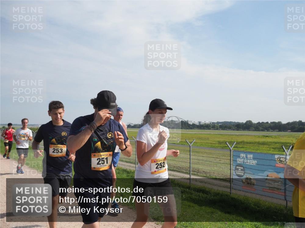 08.09.2024 - Airport Race Miley Keyser http://msf.ph/oto/7050159 08.09.2024 12:18:08 Laufen 1302, 253, 251, 252 meine-sportfotos.de