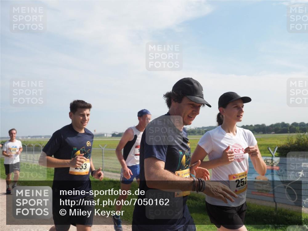 08.09.2024 - Airport Race Miley Keyser http://msf.ph/oto/7050162 08.09.2024 12:18:09 Laufen 1302, 53, 252, 25, 17 meine-sportfotos.de