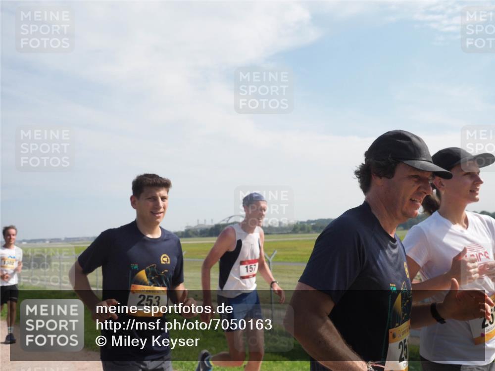 08.09.2024 - Airport Race Miley Keyser http://msf.ph/oto/7050163 08.09.2024 12:18:09 Laufen 253, 157, 25, 23 meine-sportfotos.de