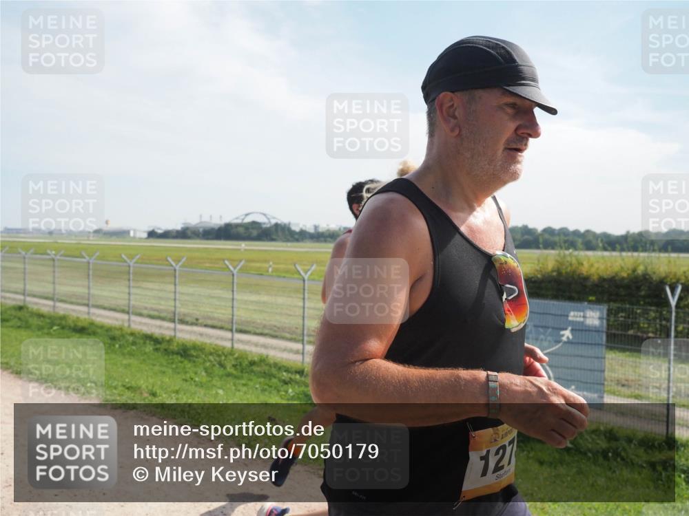 08.09.2024 - Airport Race Miley Keyser http://msf.ph/oto/7050179 08.09.2024 12:18:13 Laufen 121 meine-sportfotos.de