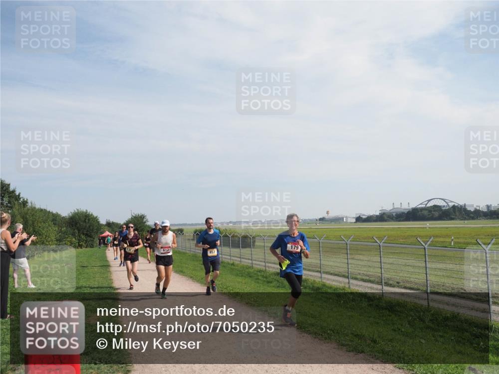 08.09.2024 - Airport Race Miley Keyser http://msf.ph/oto/7050235 08.09.2024 12:18:41 Laufen 612, 857, 179 meine-sportfotos.de