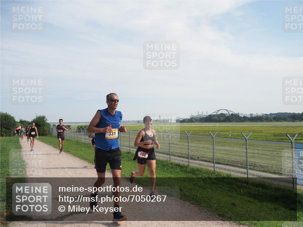 08.09.2024 - Airport Race Miley Keyser http://msf.ph/oto/7050267 08.09.2024 12:18:47 Laufen 581, 331, 104 meine-sportfotos.de