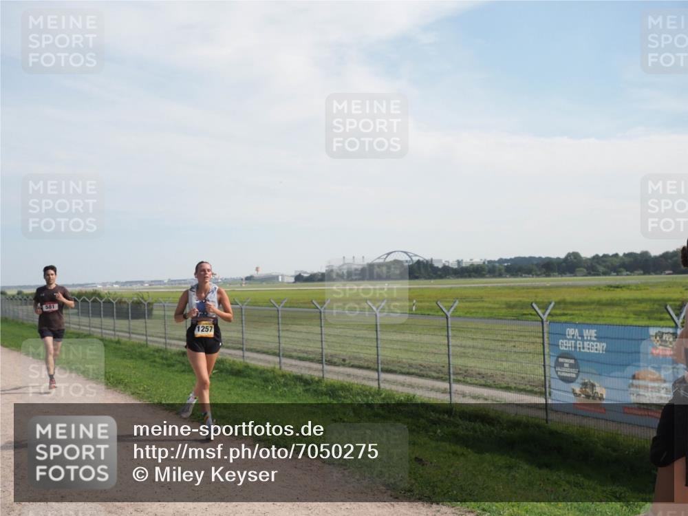 08.09.2024 - Airport Race Miley Keyser http://msf.ph/oto/7050275 08.09.2024 12:18:49 Laufen 581, 1257 meine-sportfotos.de