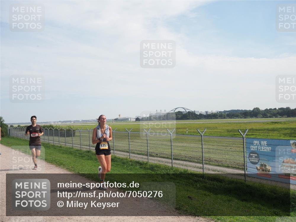 08.09.2024 - Airport Race Miley Keyser http://msf.ph/oto/7050276 08.09.2024 12:18:49 Laufen 581, 1257 meine-sportfotos.de