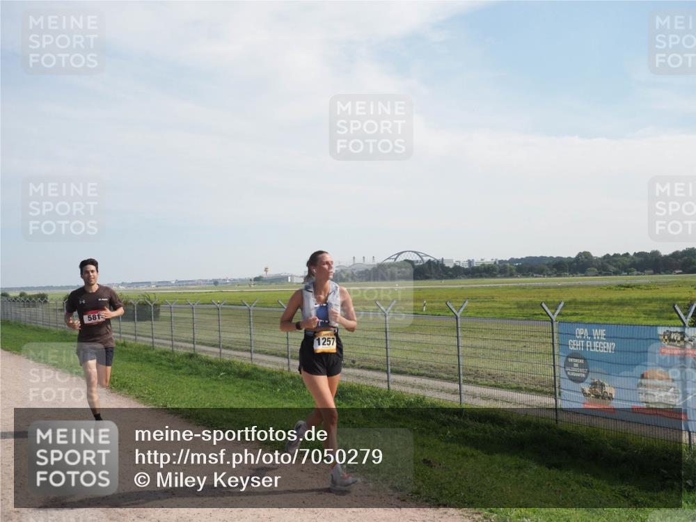 08.09.2024 - Airport Race Miley Keyser http://msf.ph/oto/7050279 08.09.2024 12:18:50 Laufen 581, 1257 meine-sportfotos.de
