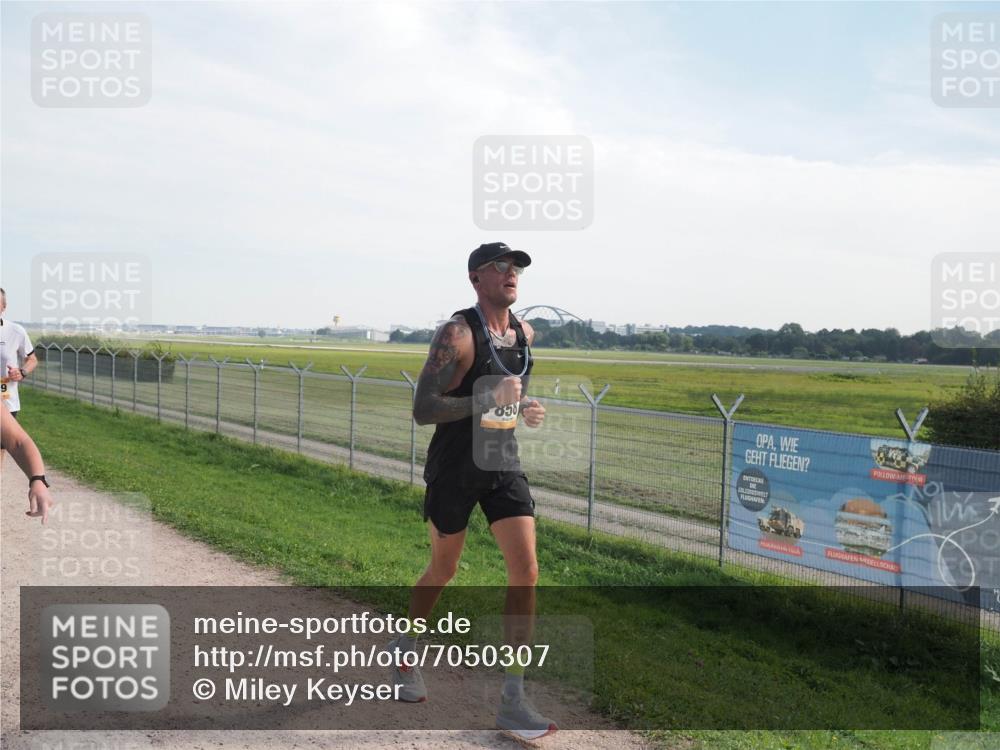 08.09.2024 - Airport Race Miley Keyser http://msf.ph/oto/7050307 08.09.2024 12:19:06 Laufen 9, 850 meine-sportfotos.de