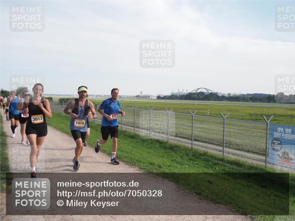 08.09.2024 - Airport Race Miley Keyser http://msf.ph/oto/7050328 08.09.2024 12:19:13 Laufen 655, 3013, 1419, 576 meine-sportfotos.de