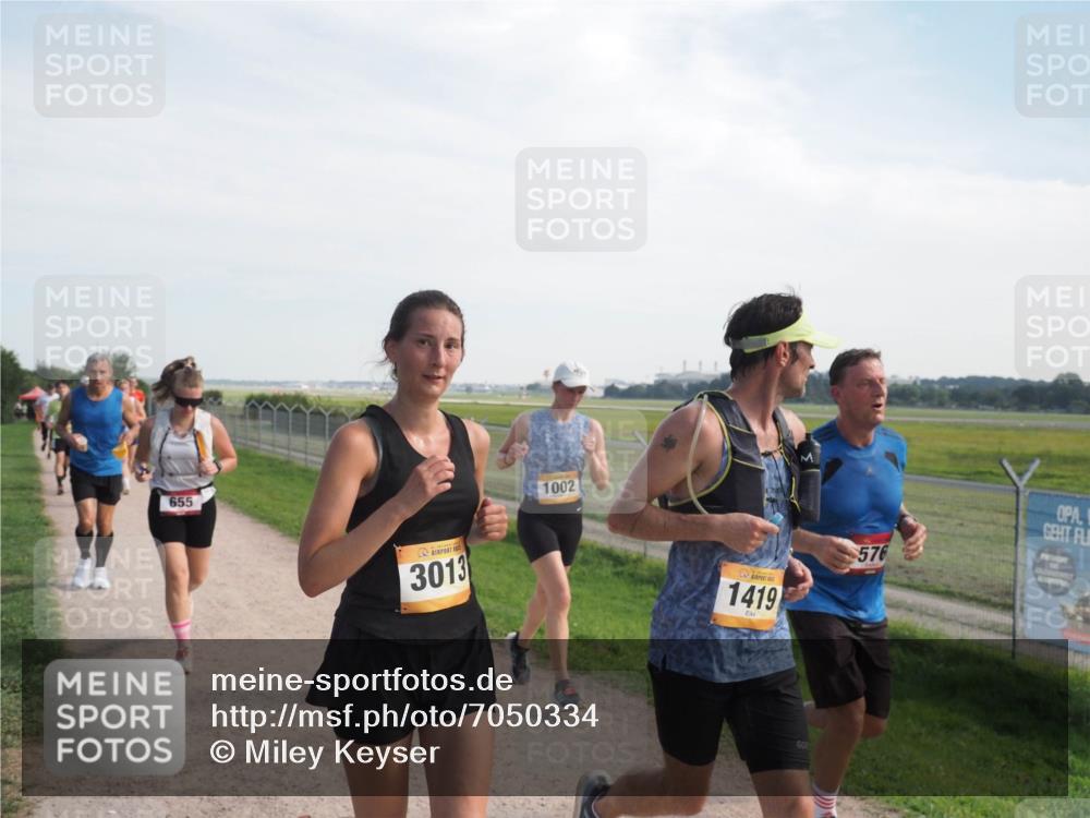 08.09.2024 - Airport Race Miley Keyser http://msf.ph/oto/7050334 08.09.2024 12:19:15 Laufen 655, 3013, 1002, 1419, 576 meine-sportfotos.de