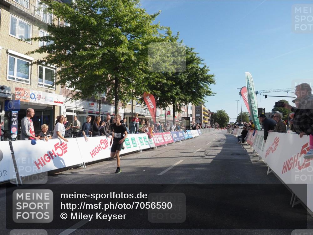 15.09.2024 - PSD Bank Halbmarathon Miley Keyser http://msf.ph/oto/7056590 15.09.2024 10:24:19 Ziel 117 meine-sportfotos.de