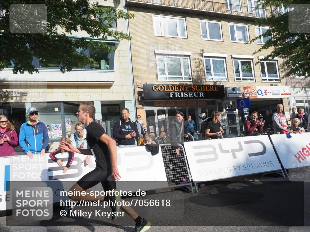 15.09.2024 - PSD Bank Halbmarathon Miley Keyser http://msf.ph/oto/7056618 15.09.2024 10:24:20 Ziel 117 meine-sportfotos.de