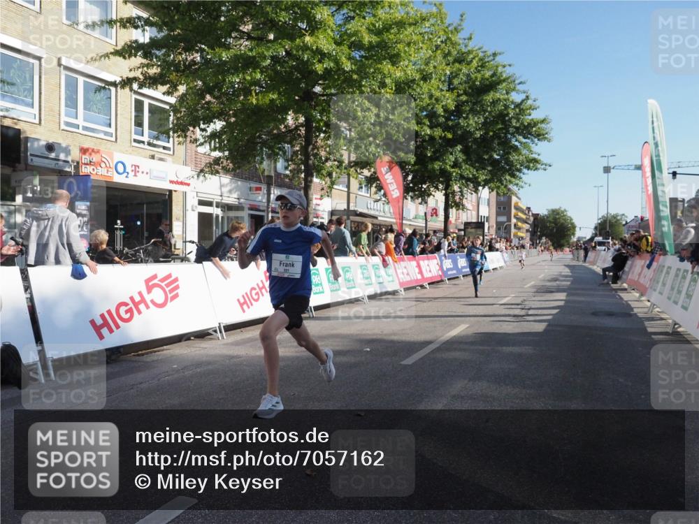 15.09.2024 - PSD Bank Halbmarathon Miley Keyser http://msf.ph/oto/7057162 15.09.2024 10:25:44 Ziel 36, 54, 221, 238, 248, 298, 300 meine-sportfotos.de