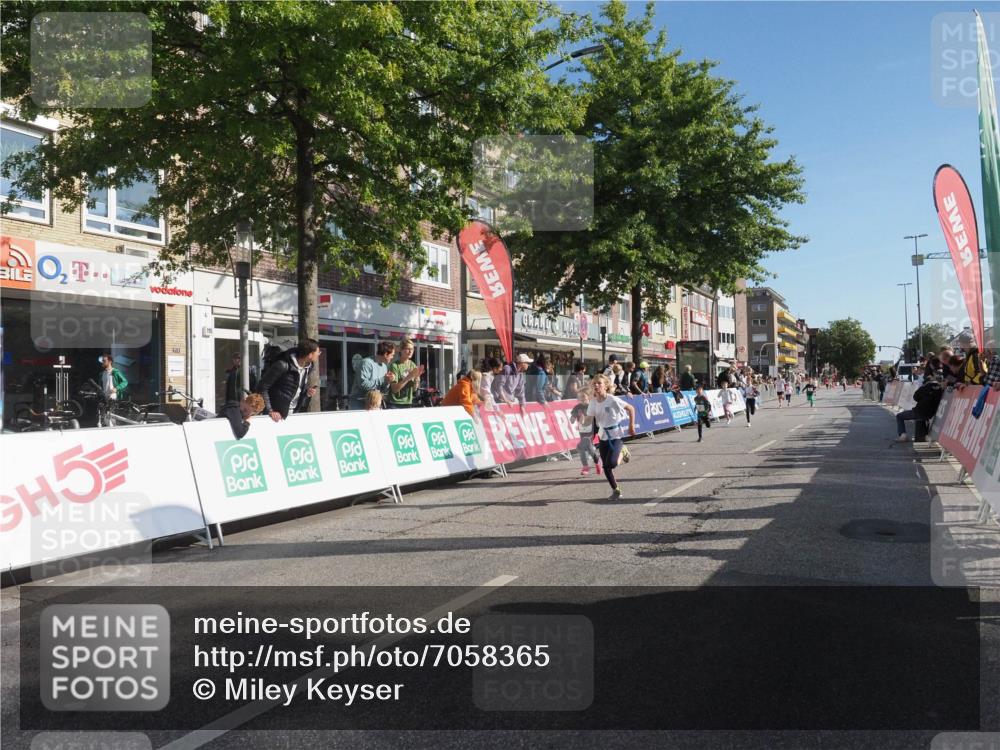 15.09.2024 - PSD Bank Halbmarathon Miley Keyser http://msf.ph/oto/7058365 15.09.2024 10:28:08 Ziel 14, 43, 77, 84, 94, 132, 135, 161, 166, 208, 217, 230, 247, 258, 261, 262, 293 meine-sportfotos.de