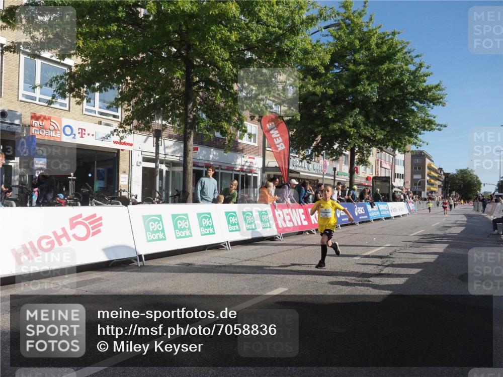 15.09.2024 - PSD Bank Halbmarathon Miley Keyser http://msf.ph/oto/7058836 15.09.2024 10:28:53 Ziel 106, 107, 130, 137, 140, 154, 179, 189, 205, 222, 235 meine-sportfotos.de